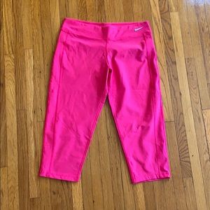 Nike DryFit Pink Cropped Leggings Sz XL